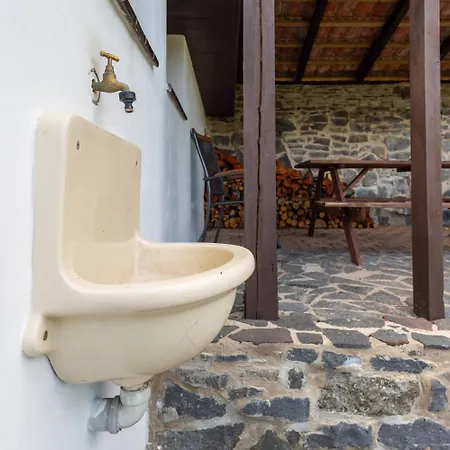 Haus 44 Сasa de vacaciones Libesice
