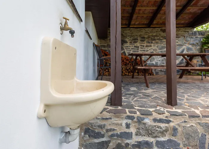 Haus 44 Semesterbostad Libesice